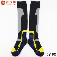 중국 도매 사용자 정의 디자인의 무릎 높이 압축 스포츠 양말 제조업체
