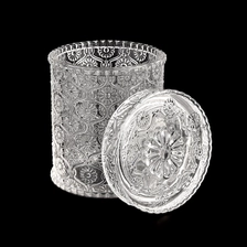 China luxury 8oz emboss glass candle jar with lid manufacturer
