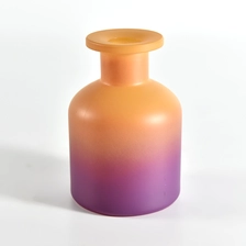 China luxury gradient color glass diffuer bottle manufacturer