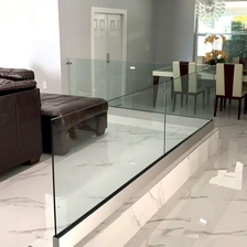 China Multifunktion moderne Wasserentwässerung LED-Aluminium-Glasgeländer für Balkon Treppe Villa Hotel Mall Apartment Hersteller