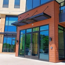 China Maßgeschneiderte kommerzielle und private Aluminium-Terrassenmarkisen, Metall-Sonnenschutzdach Hersteller