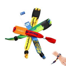 Trung Quốc Dây đeo cổ tay bằng vải RFID UHF nylon tầm xa tùy chỉnh màu sắc nhà chế tạo
