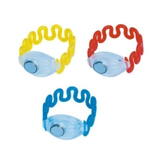 China Günstiger, anpassbarer Großhandel mit geprägtem Logo für Kinder, verstellbares RFID-Silikonarmband Hersteller