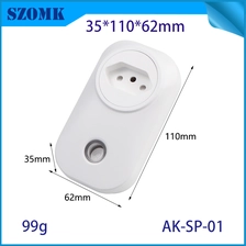 中国 AK-SP-01巴西标准PC塑料电源智能插座插头智能家居设备 制造商
