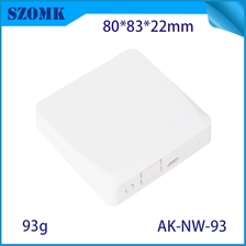中国 AK-NW-93スマートホームゲートウェイプラスチックケーシングワイヤレスルーターABS空のプラスチックケーシング80*83*22mm メーカー