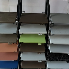 China China-Fabrik-Fluorkohlenstoff-Spritzaluminiumfurnier mit einer Dicke von 1,5 mm, 2,0 mm, 2,5 mm und 3,0 mm Hersteller