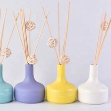 China 200ml macarons Ceramic Diffuser Bottles Home Decoration Pieces manufacturer
