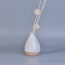 China Vintage essential oil Ceramic Reed Diffuser Bottles home decor manufacturer