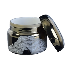 China 6oz 8oz Wholesales custom gold ceramic candle jars with lid cover manufacturer