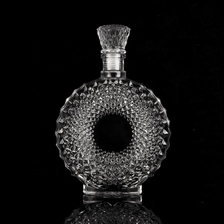 China 700ml Whisky Glass Bottle with Hollow in Middle Wholesales manufacturer