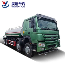 porcelana Howo 20cbm Transport Water Tank Sprinking Spprinking Spreper en China fabricante