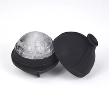 China Benhaida Fabricante de bola de gelo grande de uísque de derretimento lento à prova de vazamento com funil sem BPA 2,5 unidades de molde de gelo de estrela da morte de silicone fabricante