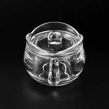 China New Creative Style Customize Color Glass Jar 154ml Soy Wax Candle Jar with Lid manufacturer