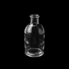 China Popular Style Clear Glass Custom Color 539ml Long Lasting Glass Diffuser Bottle for Home Fragrance manufacturer