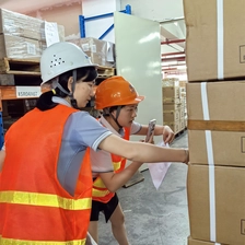 China Air Freight to Middle East UAE Ocean Freight 20 Weekly Pallet Spaces Stable Capacity Air‑Sea Combined Shipping Freight Forwarder