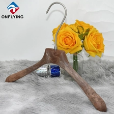 China Non-slip Antique Custom Dress Shirt Plastic Resin Hangers Factory Supplier manufacturer