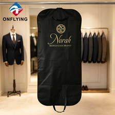 Chine Sac à poussière de vêtement de costume non tissé durable réutilisable de vente chaude tailles personnalisées usine Chine fabricant