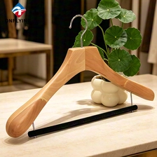 China High-end Eco-friendly Branded Modern Shirt Luxurious Beech Wood Clothing Hanger Supplier china - COPY - srho3a fabricante