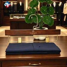 ประเทศจีน Durable Fashion Boutique Store Thick Black Wood Pants Hanger with Clips Factory China - COPY - 2uriih ผู้ผลิต