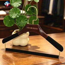 China High-end Kid's Boutique Formal blazer Custom Solid Suit Wooden Kid Hanger Manufacturer China manufacturer