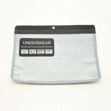porcelana Polybag Polybag de prenda para ropa, bolso de la cremallera de la cremallera de ropa interior de plástico fabricante