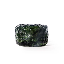Chine Verre de bougie en forme de macaron vert forêt fabricant