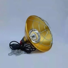 Chine Abat-jour isolant pour élevage de bétail, lampe chauffante pour poussin, porcelet, réflecteur doré épais, lampes chauffantes à infrarouge pour poulets fabricant