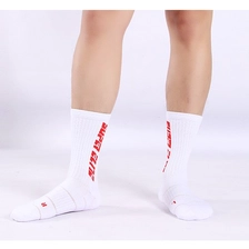 China S-SHAPER Wholesales Men Sports Athletic Socks for Running Cycling Basketball Hiking manufacturer
