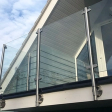 Chine Extérieur 316 Systèmes de balustrade à balcon en acier inoxydable en acier inoxydable fabricant