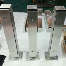 Cina Bussola quadrata mini post per corteccia esterna e baclony piattaforma di ringhiera in vetro design produttore