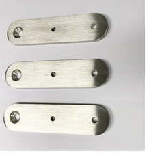 Chine Raccords de garde-corps oblongs en acier inoxydable découpant au laser la plaque de base de bride de 3/8 " fabricant