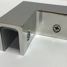 porcelana Abrazadera de cristal de balaustrada 316 de acero inoxidable CB-90 para ángulo de 90 grados fabricante