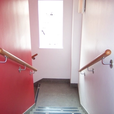China wall mount handrail tube bracket for staircase manufacturer