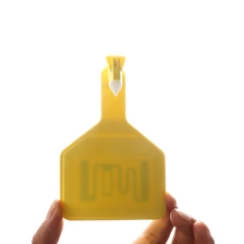 Trung Quốc Tùy chỉnh Logo Giá xuất xưởng Quản lý gia súc Thẻ tai động vật RFID UHF Thẻ giám sát chăn nuôi nhà chế tạo