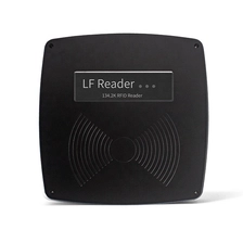 Chine Prise en charge du lecteur animal portable 134.2KHz Protocole FDX-A / FDX-B Lecteur de micropuce animale RS232 / RS485 / WG26 / WG34 fabricant
