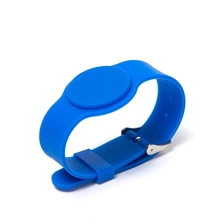 Cina Gelang RFID Silikon Pasif Model Gesper Jam Tangan Tahan Air pabrikan