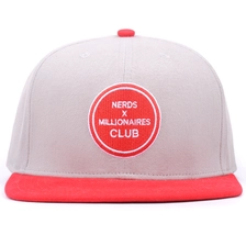 China Embroidered Snapback Hat with Fashion Design manufacturer