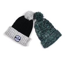 Cina personalizzare il cappello invernale con pom pom produttore