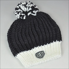 China malha folgada gorro de malha cap / chapéu com uma bola fabricante