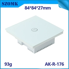 porcelana Bloque de terminales eléctricos DISPOSITIVO USB Caja de conexiones AK-R-176 fabricante