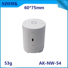 China Gabinete de alto-falante Bluetooth de plástico AK-NW-54 fabricante