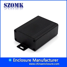 Cina involucro di progetto elettronico portatile in alluminio di alta qualità per pcb 28 * 58 * 80mm AK-C-B6 produttore