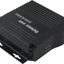 China Vehicle Coach mobile dvr  3G 4G WCDMA EVDO CCTV mini 4 camera vehicle dvr manufacturer