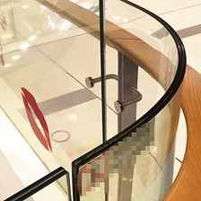 China Curva de 17,52 milímetros China fabricante temperado vidro laminado, cor e 884 clara curva edifício de vidro de segurança fabricante