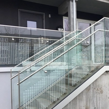 Çin Serigrafi baskı mürekkep seramik frit temperli lamine sertleştirilmiş güvenlik cam korkuluk korkuluk balkon küpeşte korkuluk korkuluk korkuluk çitler üretici firma