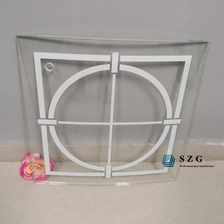 Chine Incurvée en verre feuilleté trempé de 13,52 mm à faible teneur en fer, 6 + 1,52 PVB +6 verre feuilleté trempé extra clair avec impression, 66,4 verre incurvé ultra-clair fritté céramique ESG VSG fabricant