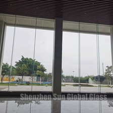 Chine Ailettes en verre feuilleté trempé à faible teneur en fer de 25,52 mm, 12 + 1,52 intercalaire +12 ESG  ltra clair à ESG  gh en ed ailettes en verre feuilleté, 1212,4 extra clair ESG  VSG pour façade fabricant