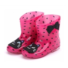 China 666-2 waterproof cute rain boots kids manufacturer
