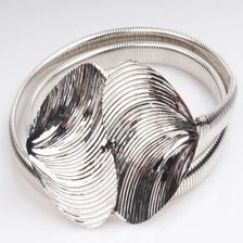 الصين Metal silver plate heart shape custom elastic waistband waist belt BT60032 الصانع