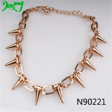 China chunky fashion style shining cone punk bullets necklace manufacturer